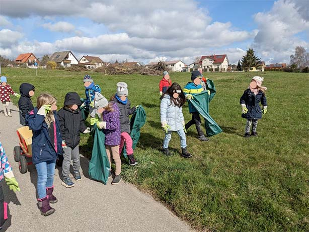 Unsere Schülerinnen und Schüler bei der Aktion &quot;Saubere Landschaft 2023&quot;
