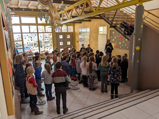 Der neue Schulchor der Bohnenberger Grundschule Altburg bei der ersten Chorprobe